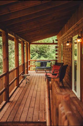 18435 Goat Run Honey Fork Road, Logan, OH 43138