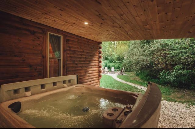 18435 Goat Run Honey Fork Road, Logan, OH 43138