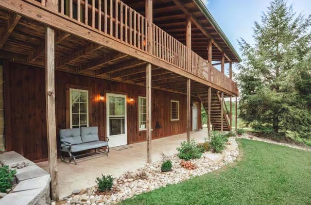 18435 Goat Run Honey Fork Road, Logan, OH 43138