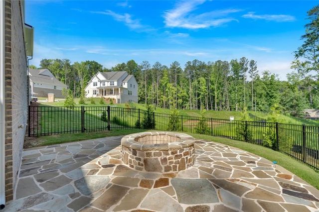 1065 Low Water Crossing NW, Acworth, GA 30101