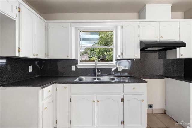 3820 Monica Drive, Weslaco, TX 78599