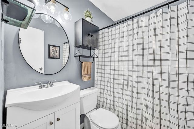 5055 Brooksdale Road, Mentor, OH 44060