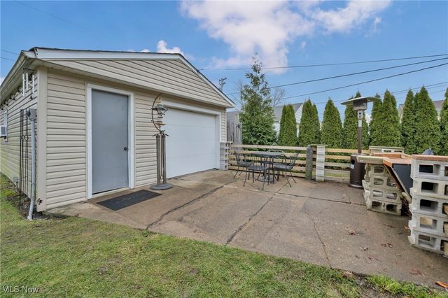 5055 Brooksdale Road, Mentor, OH 44060