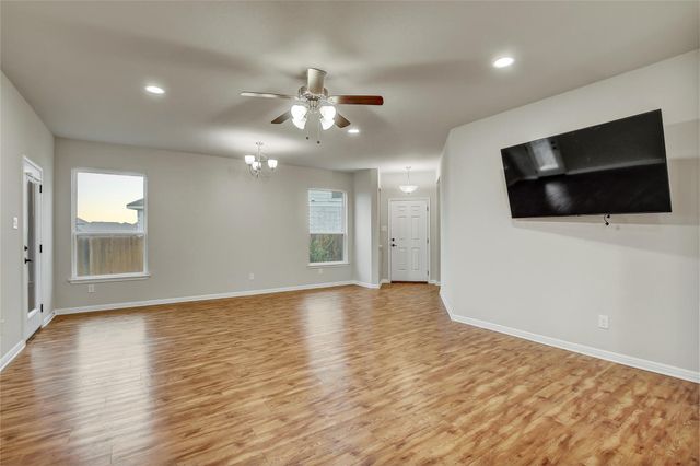 3801 Birdwatch LOOP 48, Pflugerville, TX 78660