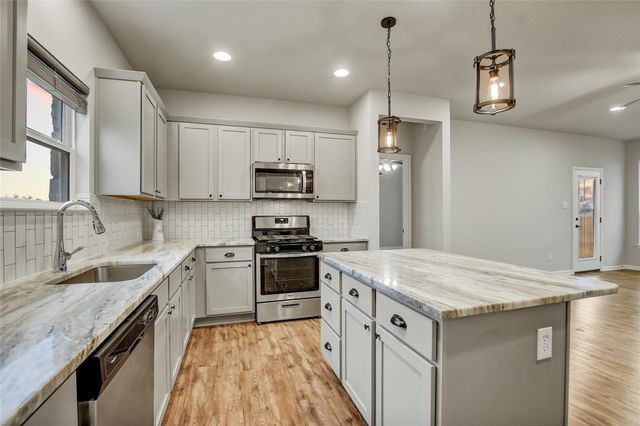 3801 Birdwatch LOOP 48, Pflugerville, TX 78660