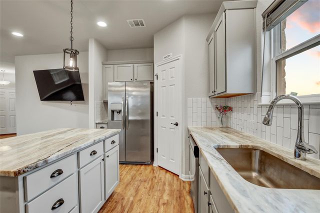 3801 Birdwatch LOOP 48, Pflugerville, TX 78660