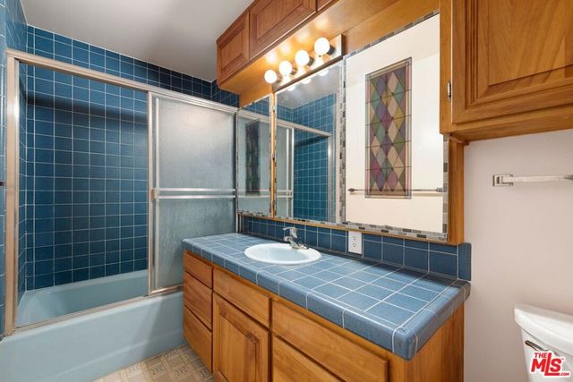 2412 Ocean Avenue 2, Venice, CA 90291