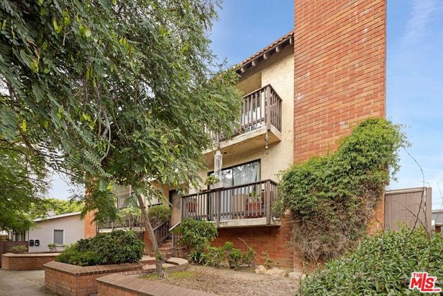 2412 Ocean Avenue 2, Venice, CA 90291