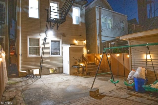 253 Clifton Ave, Newark City, NJ 07104
