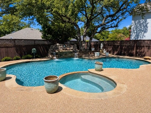 4215 Bretton Bay Lane, Dallas, TX 75287