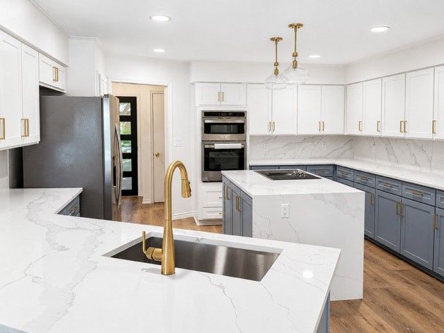 4215 Bretton Bay Lane, Dallas, TX 75287
