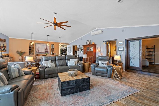 1102 N PALMETTO STREET, Leesburg, FL 34748