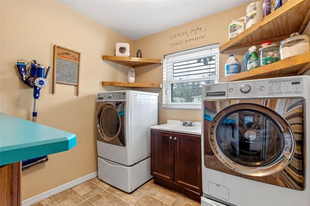 1102 N PALMETTO STREET, Leesburg, FL 34748