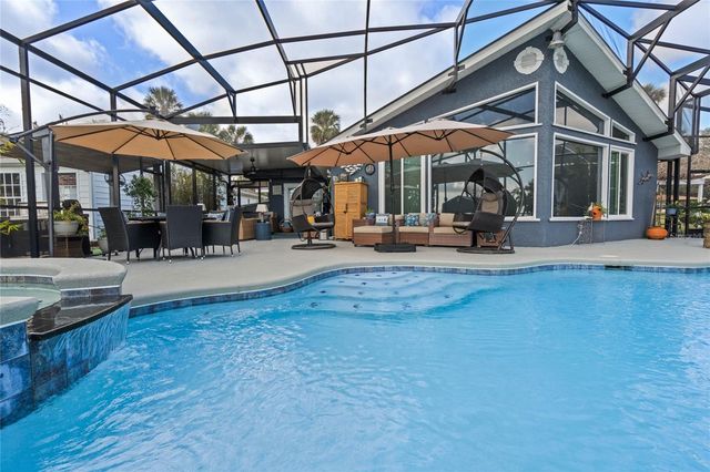 1102 N PALMETTO STREET, Leesburg, FL 34748
