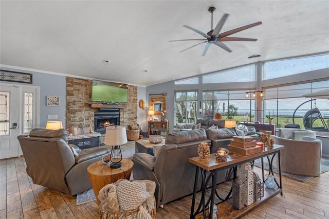 1102 N PALMETTO STREET, Leesburg, FL 34748