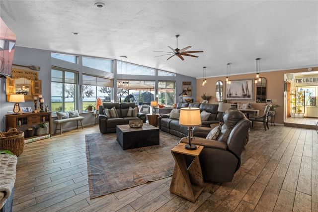 1102 N PALMETTO STREET, Leesburg, FL 34748