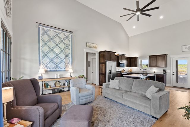 29640 Highway 49, E, Orlinda, TN 37141