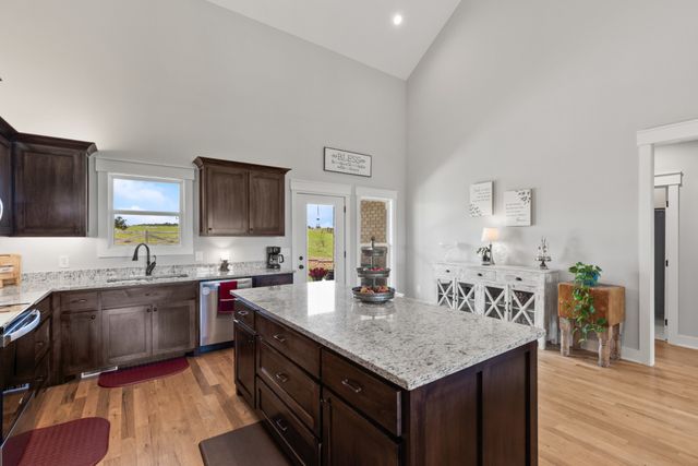 29640 Highway 49, E, Orlinda, TN 37141