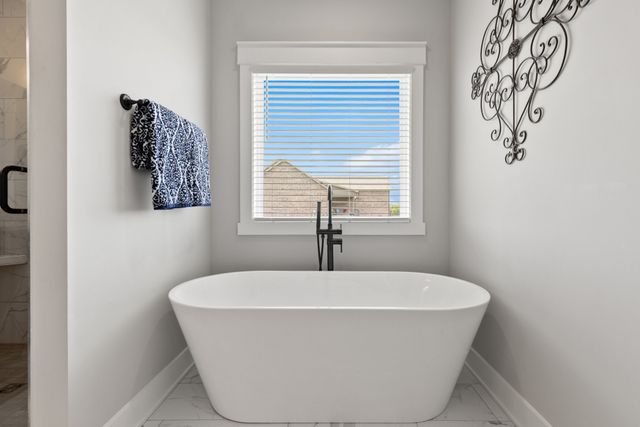 29640 Highway 49, E, Orlinda, TN 37141