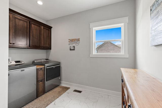 29640 Highway 49, E, Orlinda, TN 37141