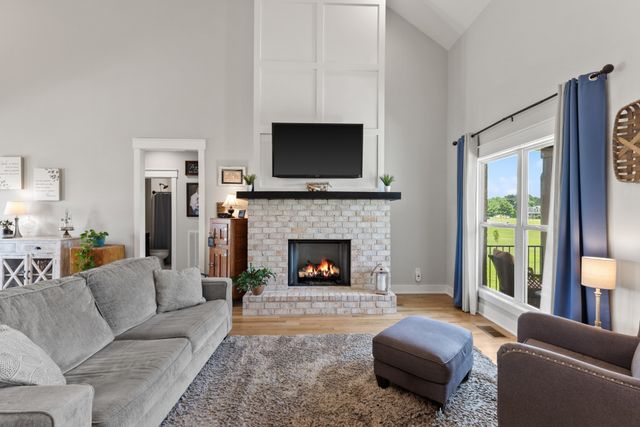 29640 Highway 49, E, Orlinda, TN 37141