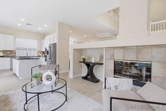 11810 Evergold St, San Diego, CA 92131