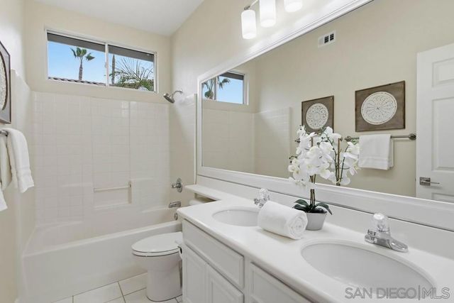 11810 Evergold St, San Diego, CA 92131