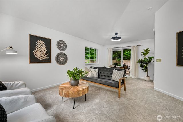 2 Western Lane, Bellingham, WA 98229