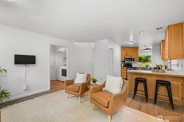 2 Western Lane, Bellingham, WA 98229