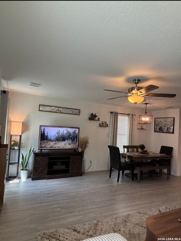20364 Andalusite Way, San Antonio, TX 78264