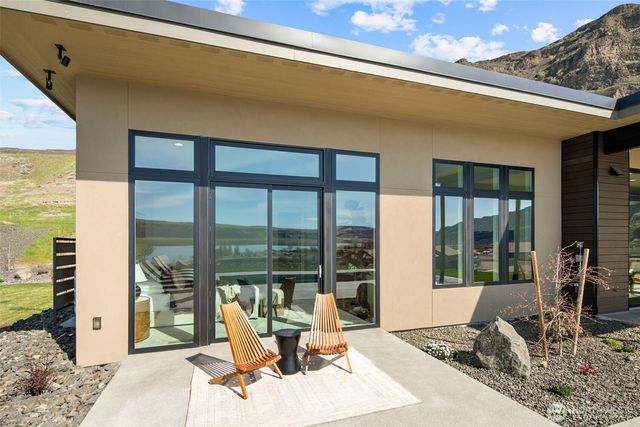 23397 Canopy Drive NW, Quincy, WA 98848