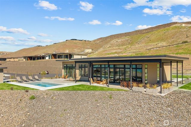 23397 Canopy Drive NW, Quincy, WA 98848