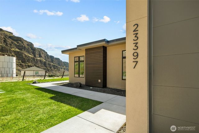 23397 Canopy Drive NW, Quincy, WA 98848