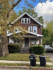 1369 Hampton Road, East Cleveland, OH 44112