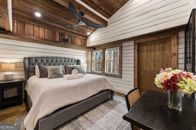 166 Red Oak Lane, Mccaysville, GA 30555