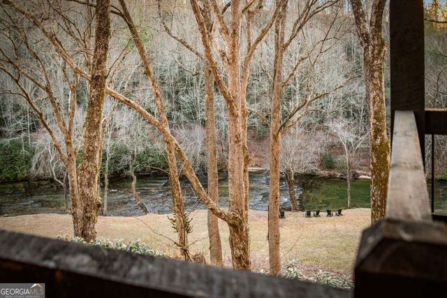 166 Red Oak Lane, Mccaysville, GA 30555