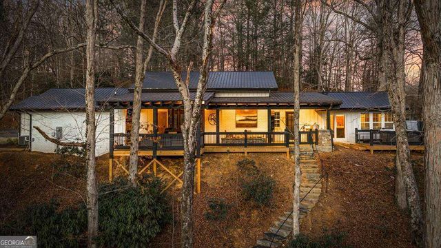 166 Red Oak Lane, Mccaysville, GA 30555