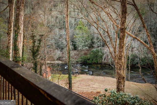 166 Red Oak Lane, Mccaysville, GA 30555