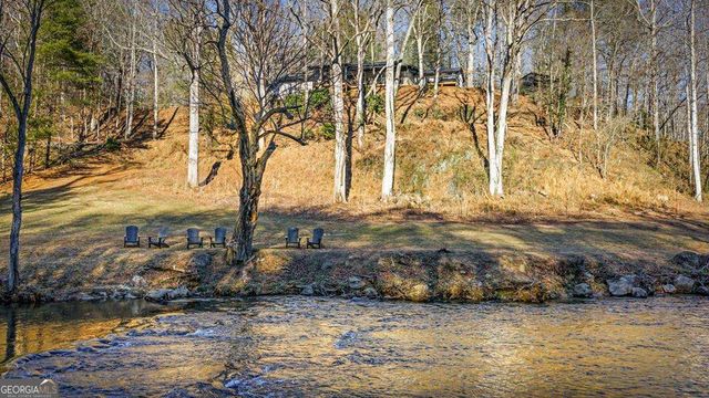 166 Red Oak Lane, Mccaysville, GA 30555