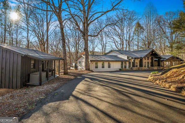 166 Red Oak Lane, Mccaysville, GA 30555