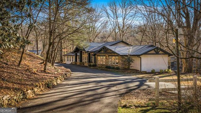 166 Red Oak Lane, Mccaysville, GA 30555