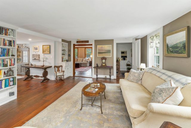 64 N Amherst Road, Bedford, NH 03110