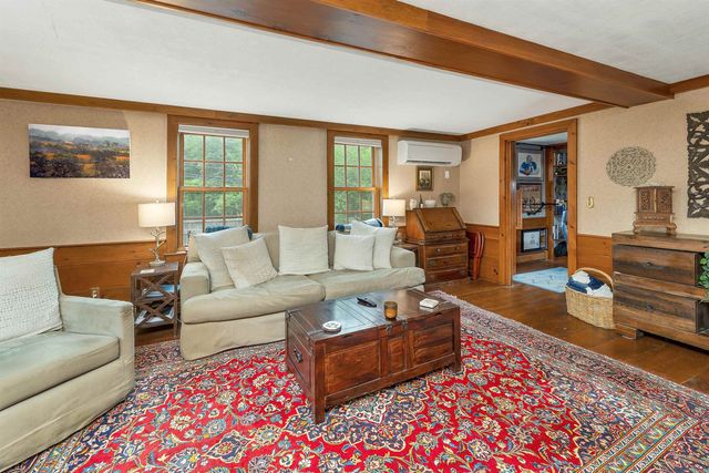 64 N Amherst Road, Bedford, NH 03110