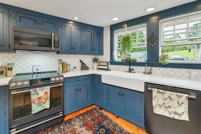64 N Amherst Road, Bedford, NH 03110