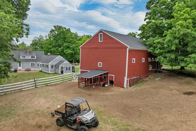 64 N Amherst Road, Bedford, NH 03110
