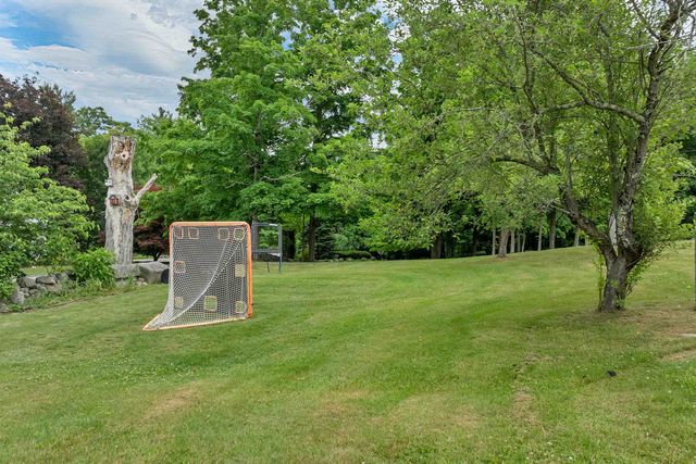 64 N Amherst Road, Bedford, NH 03110