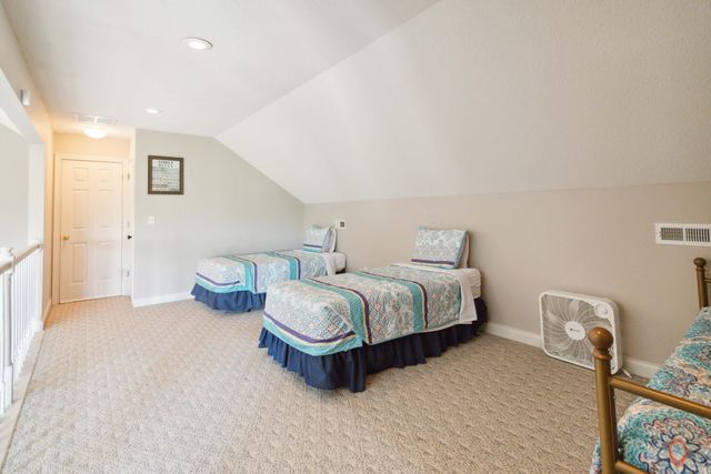 31 Sky View Lane, Burnside, KY 42519