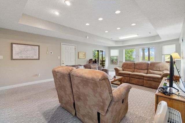 31 Sky View Lane, Burnside, KY 42519