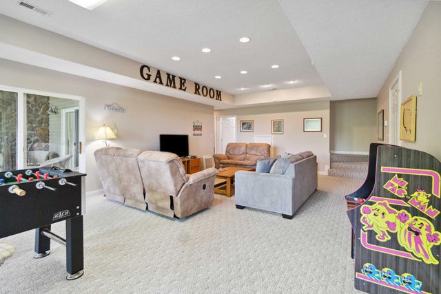 31 Sky View Lane, Burnside, KY 42519