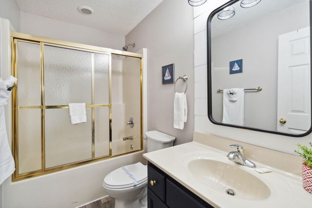 31 Sky View Lane, Burnside, KY 42519